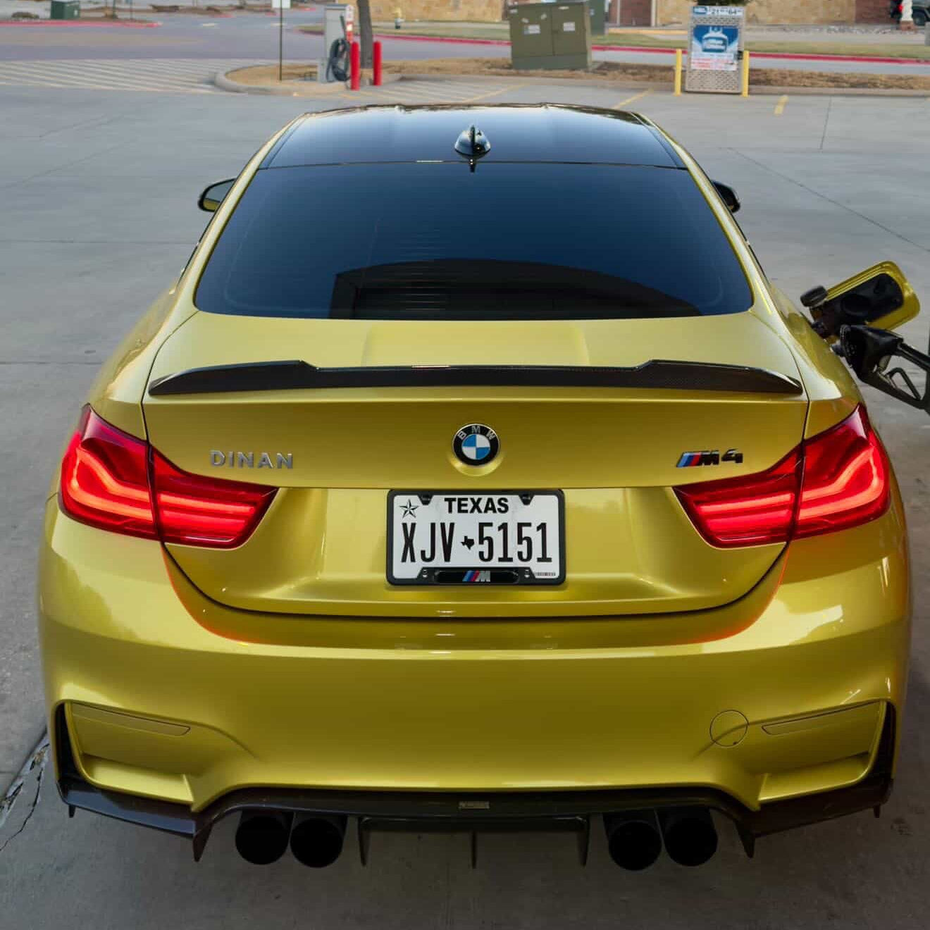 F82 M4 CS Style Carbon Fiber Trunk Spoiler