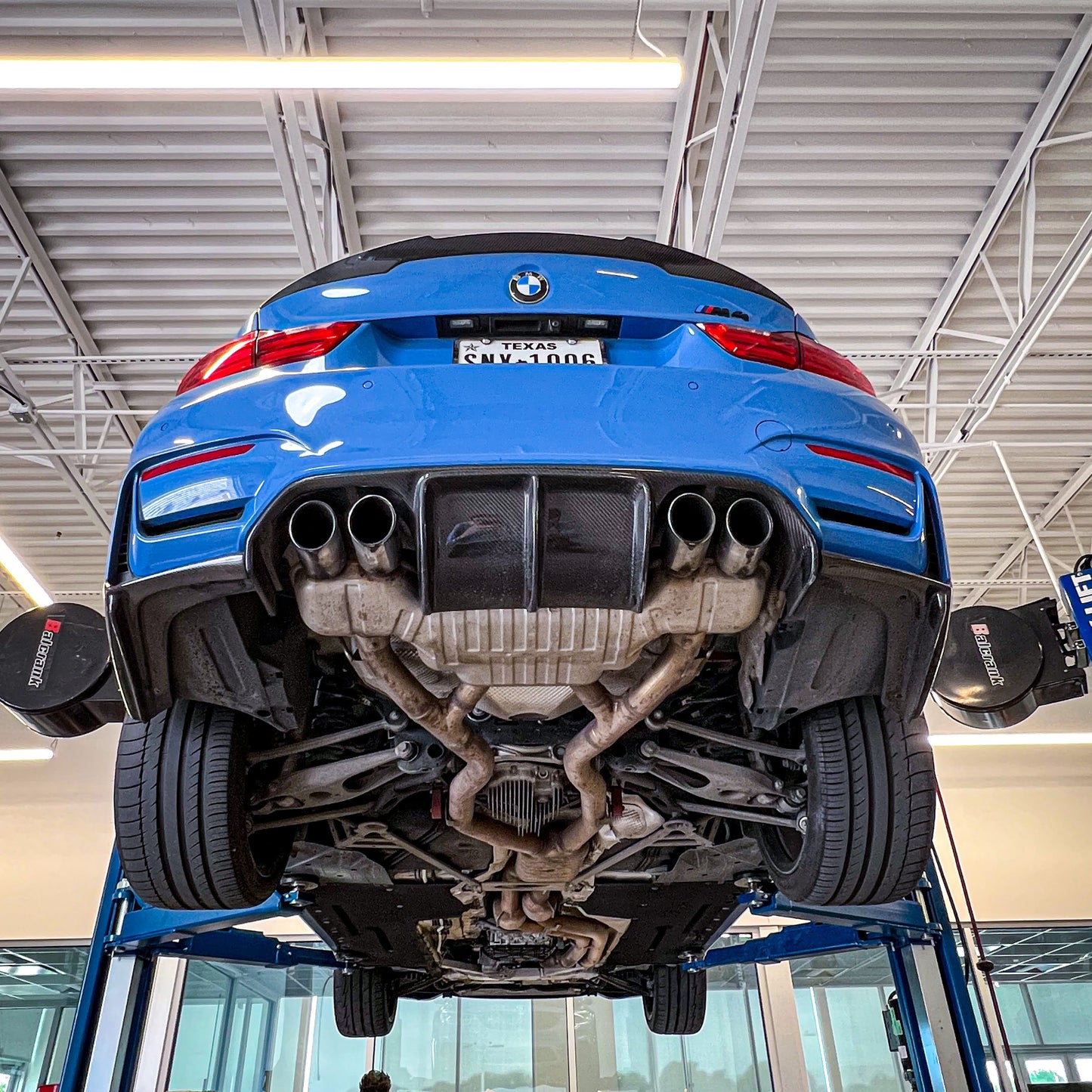 BMW F8x M3/M4 Carbon Fiber V Style Rear Diffuser