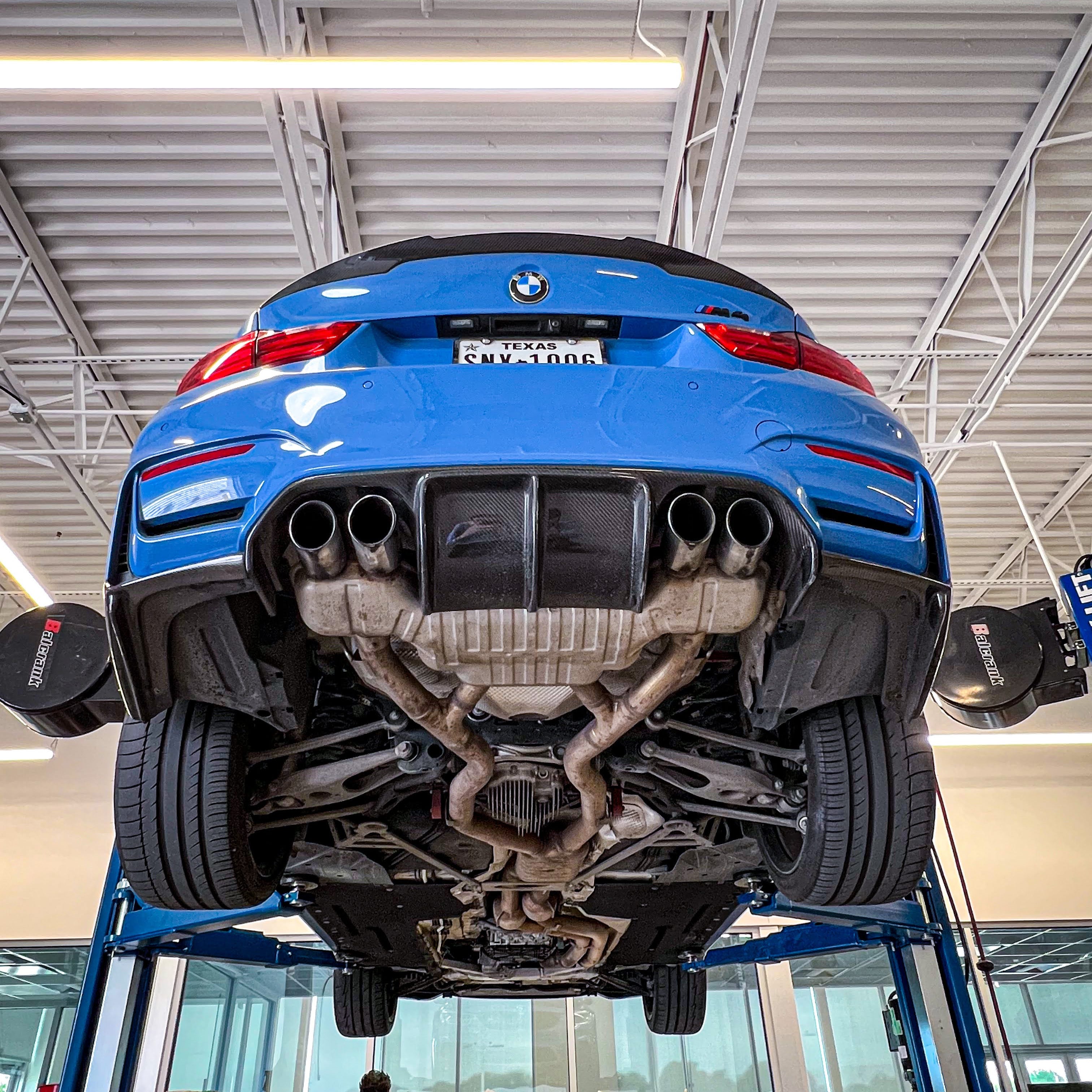 BMW F8x M3/M4 Carbon Fiber V Style Rear Diffuser